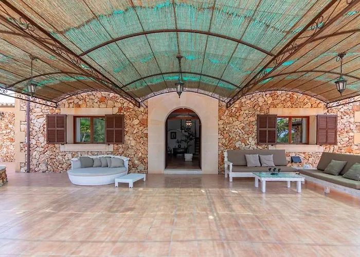 Villa Sanchez